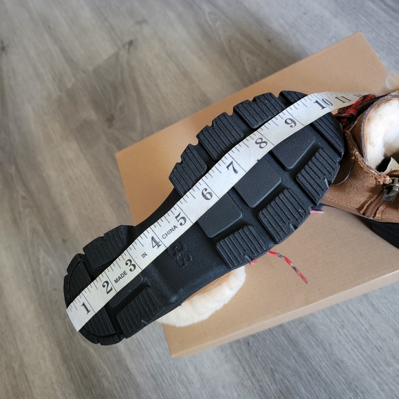 UGG Kid's Ashton Addie Waterproof Boot - Picture 8 of 13